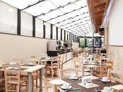 Hotel Garner Aurelia By Ihg 4*
