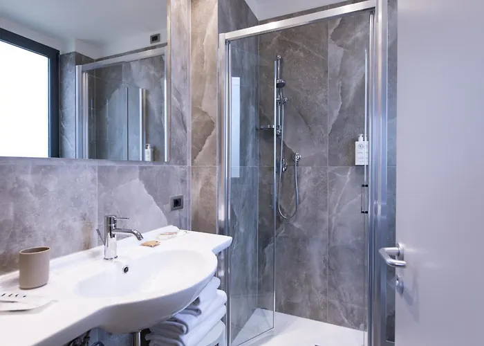 Garner Aurelia By Ihg