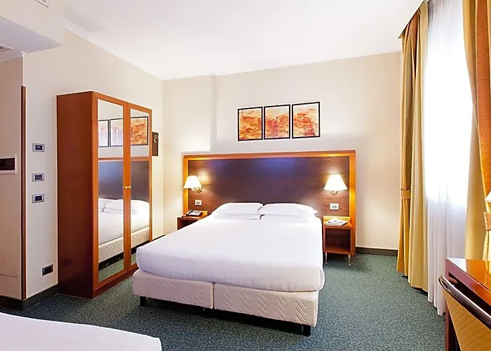 Hotel Garner Aurelia By Ihg