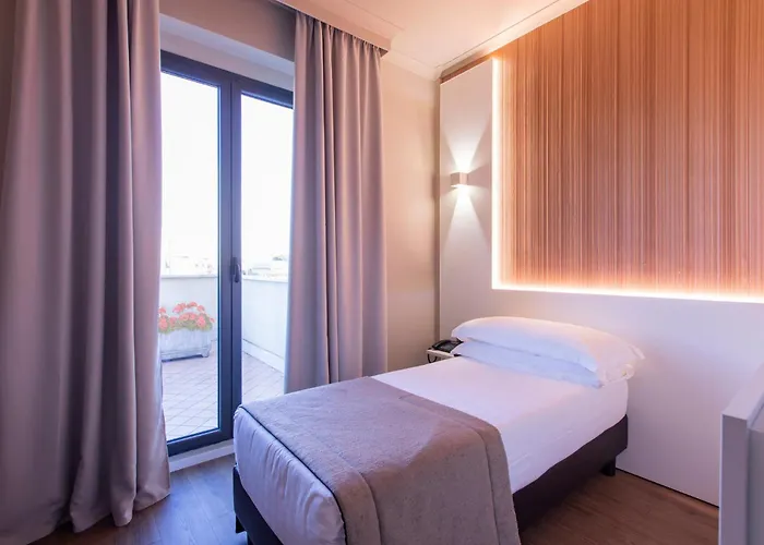 Garner Aurelia By Ihg Otel 4*